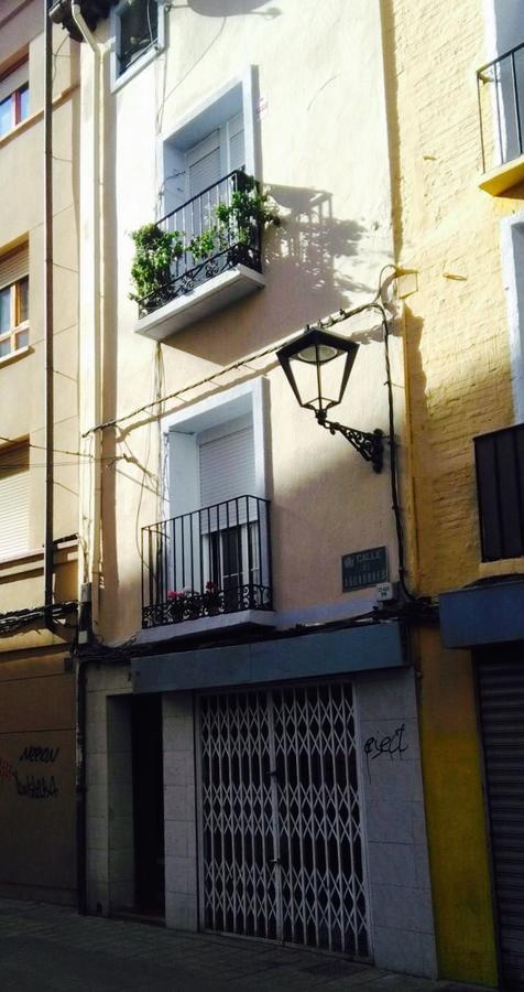 Az El Balcon De Aguadores - Parking Gratuito Lejlighed Zaragoza Eksteriør billede